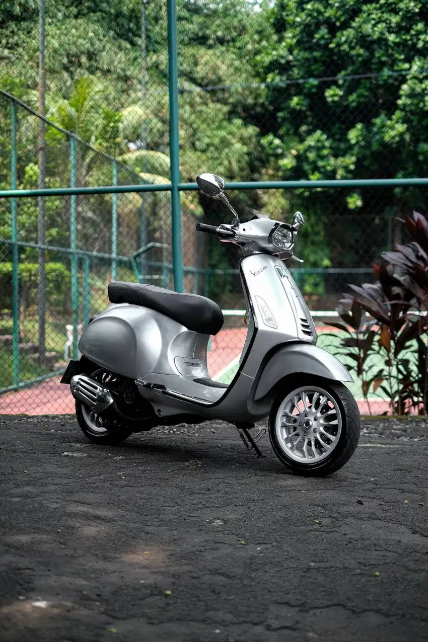 PIAGGIO VESPA MATIC SPRINT 150 IGET FACELIFT 2022 BISA KREDIT