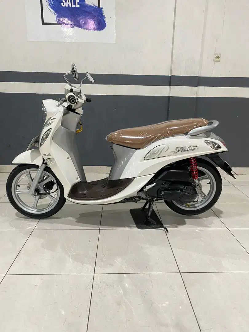 YAMAHA MIO FINO PREMIUM GRESS