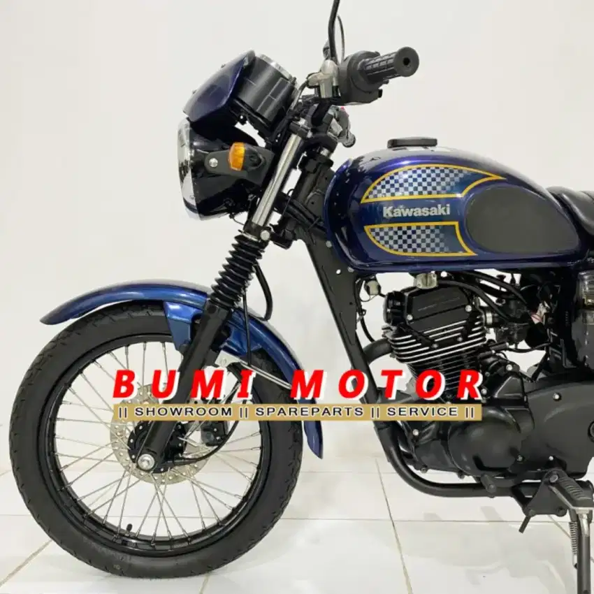 Kawasaki W175 Cafe Th 2023 [KM LOW KONDISI ISTIMEWA GARANSI MESIN 1TH]