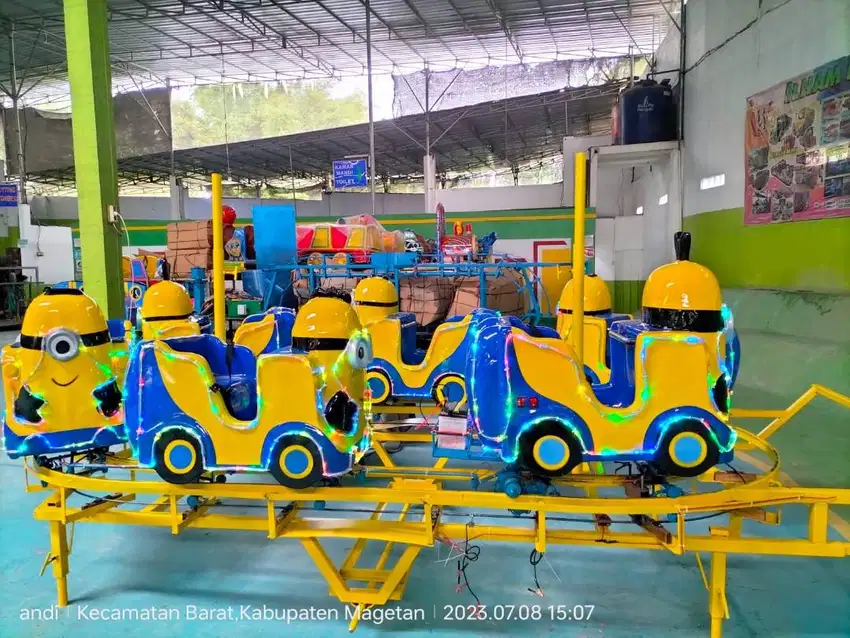 WAHANA ANAK BERKUALITAS, HARGA BERSAHABAT, KERETA PANGGUNG MINION