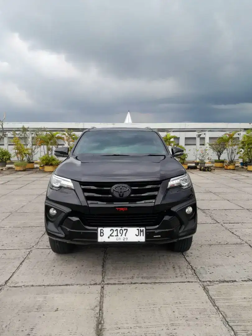 [Tdp 15jt] Toyota Fortuner 2.4 VRZ 4x2 AT 2017 VRZ TRD DIESEL