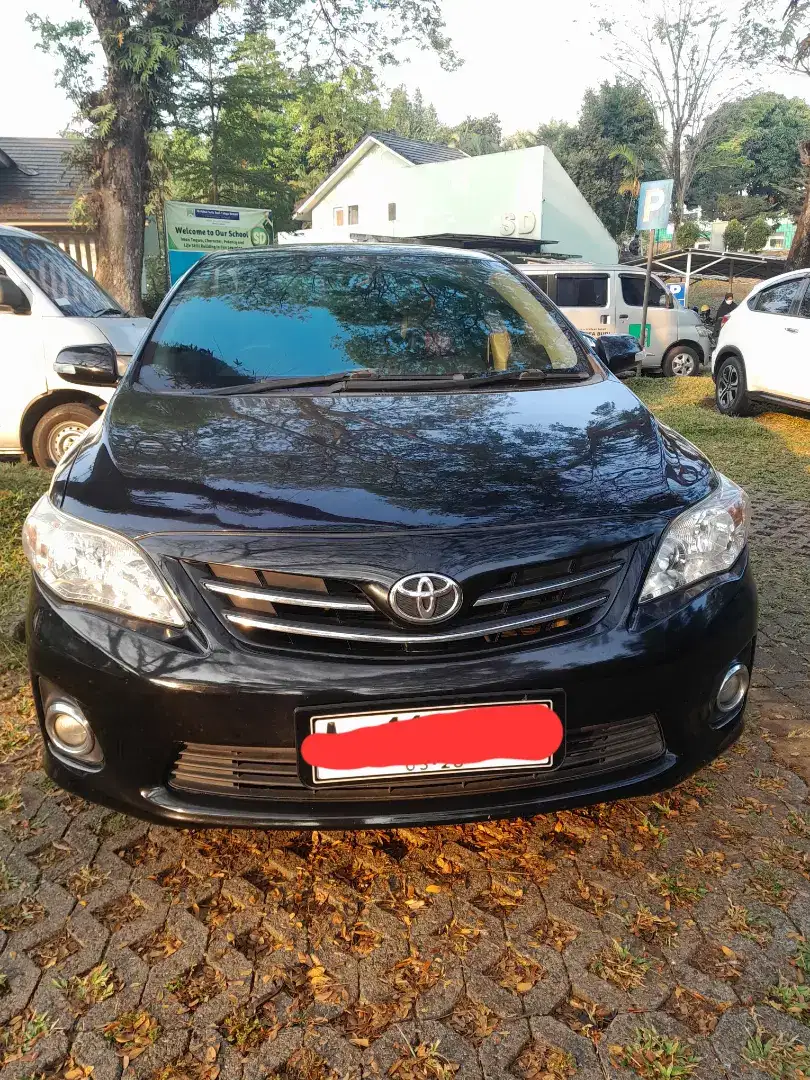 Di jual toyota altis e manual 2012