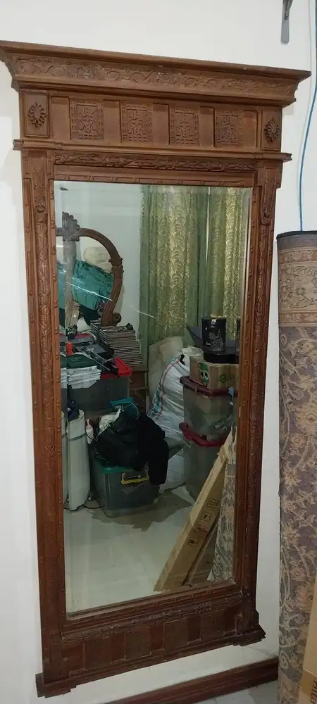 Cermin Dinding Jati Ukir