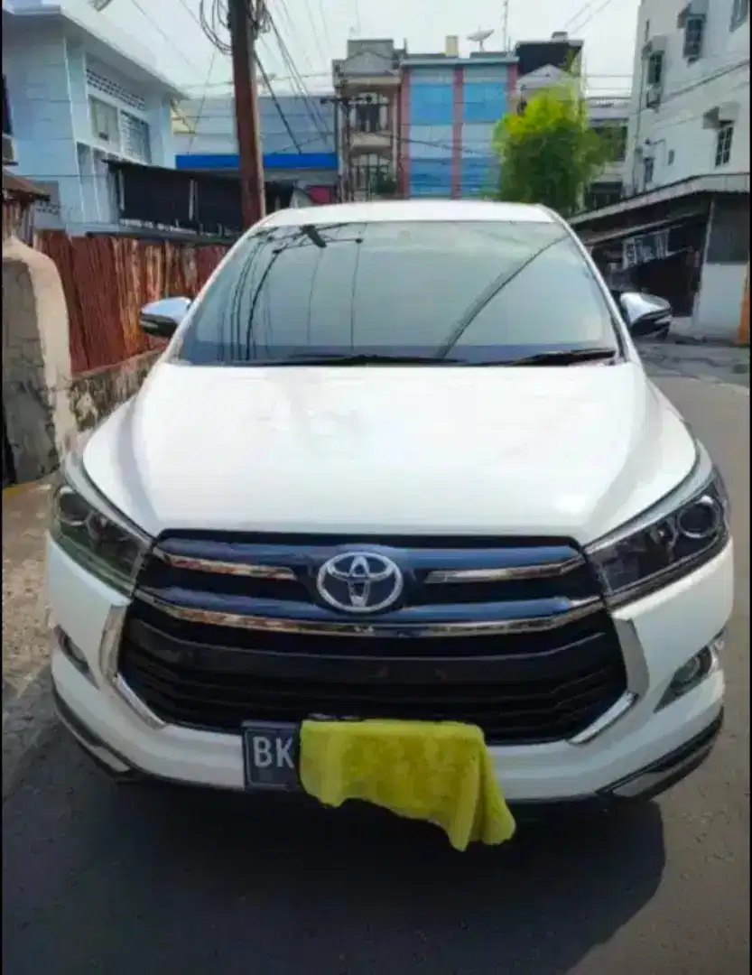 Toyota Kijang Innova Reborn Venturer