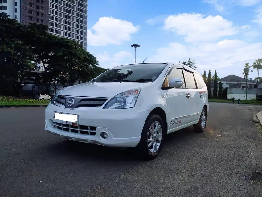 Dijual cepat Grand Livina XV 1,5 at