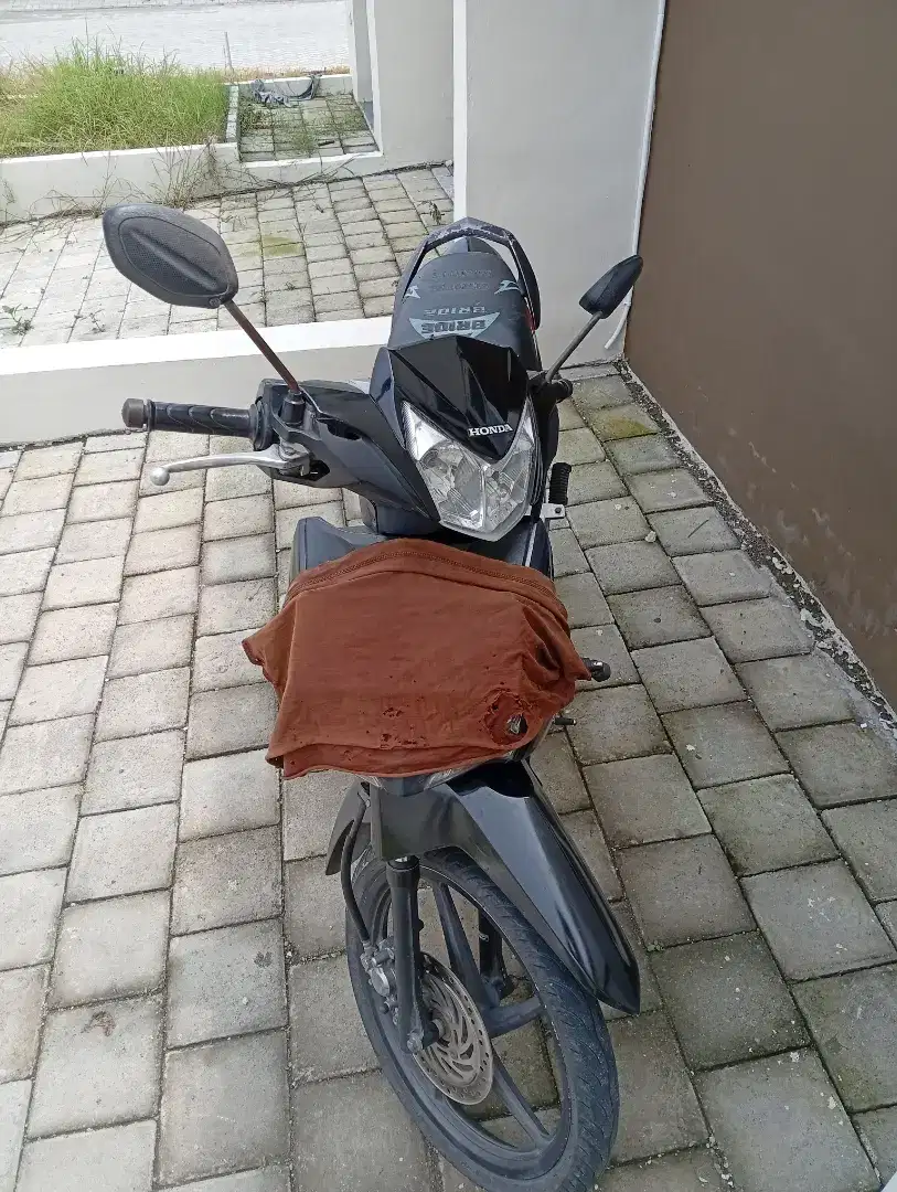 Supra 125 fi 2015 Plat W Sidoarjo bisa Tt