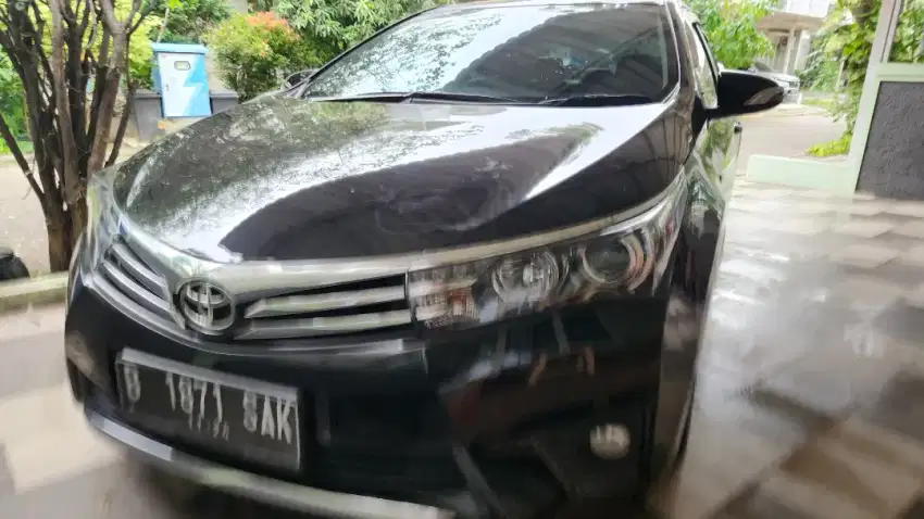 Toyota altis 1.8 V matic 2014