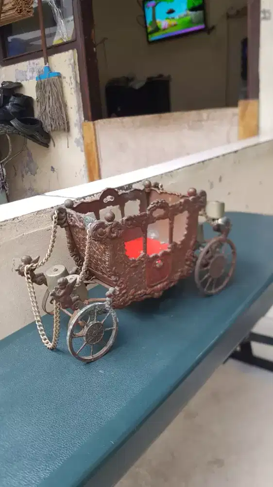 Pajangan Kereta Motif eropa