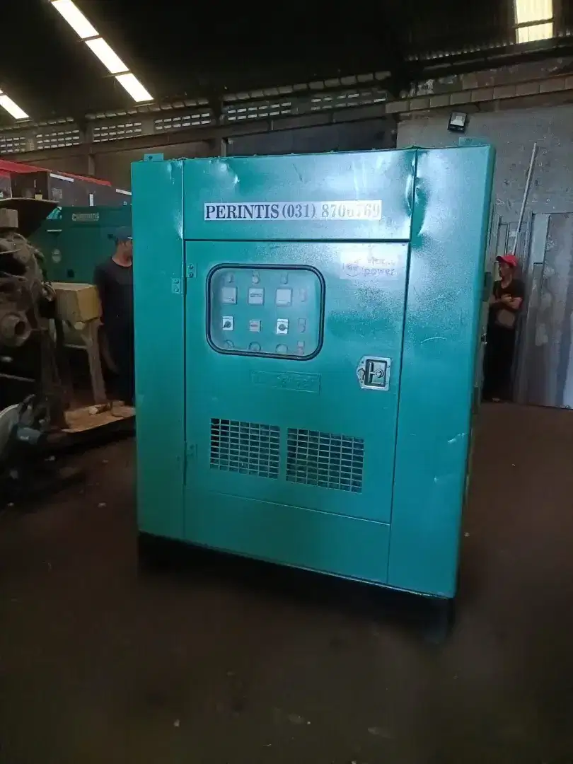 Genset Cummins 250kva second