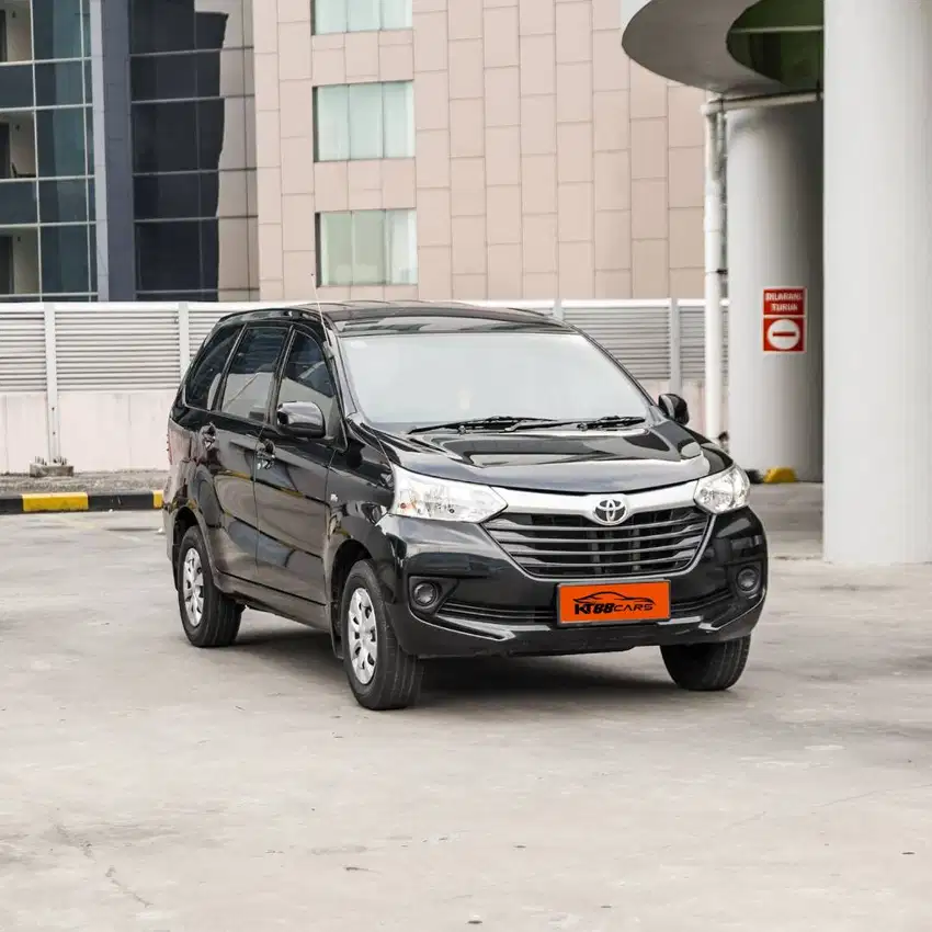 Toyota Avanza E manual 2017 hitam