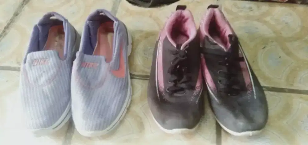 Slhkn plh slh 1 psg dr sepatu olah raga berkualitas uk 25cm kond bgs