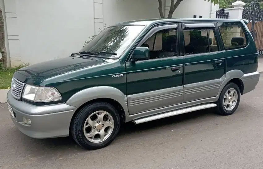 Toyota Kijang Krista 1800 EFi MT 2000 Hijau Silver Sgt Istimewa Skali