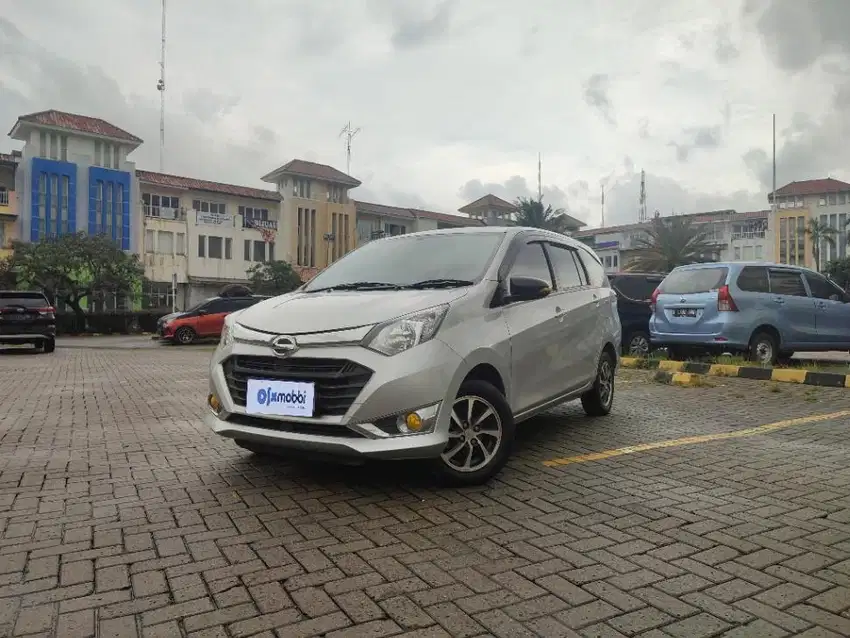 Pajak Hidup TDP 5,JT Daihatsu Sigra 1.2 R Bensin-MT Silver 2018