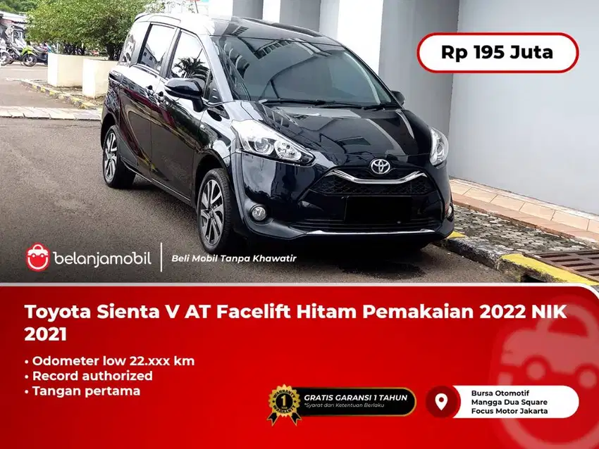 [LOW KM 22RB] Toyota Sienta V AT Facelift Hitam NIK 2021