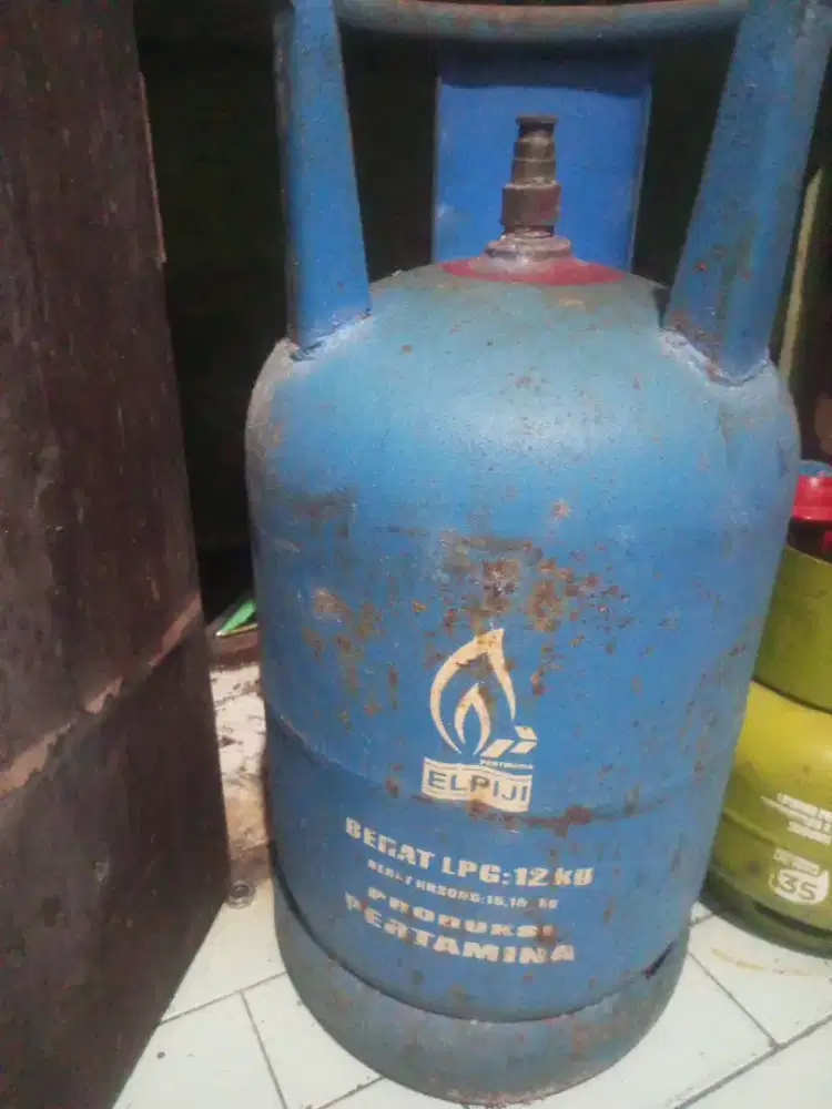 Gas Elpiji tabung biru 12kg