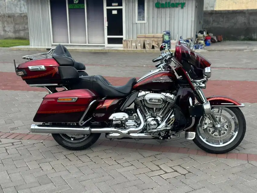 Harley ultra CVO 2014