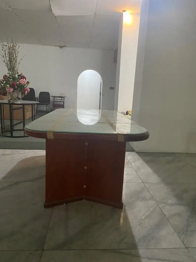 Jual meja dan kaca bekas