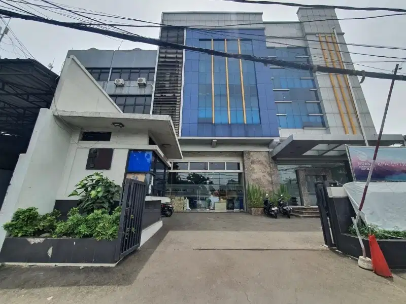 DISEWAKAN GEDUNG 4LANTAI FULL FURNISHED DI KEMAYORAN  JAKARTA PUSAT