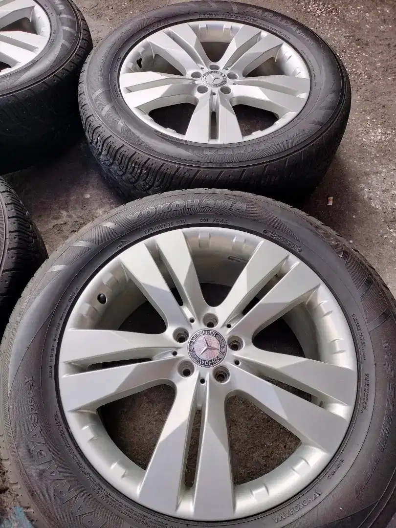 Velg Mercedes Benz GL500 R.20 ori