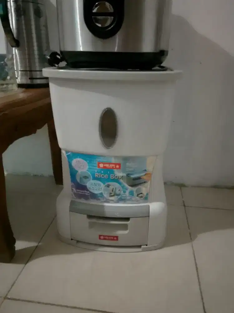 Rice box merk lion star