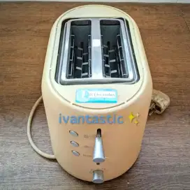 Electrolux Toaster Sandwich Maker Pemanggang Roti Otomatis ETS1250