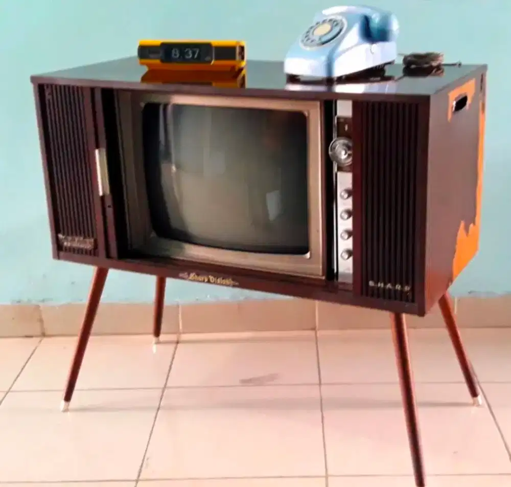 TV jengki antik lawas jadul sepeda vintage