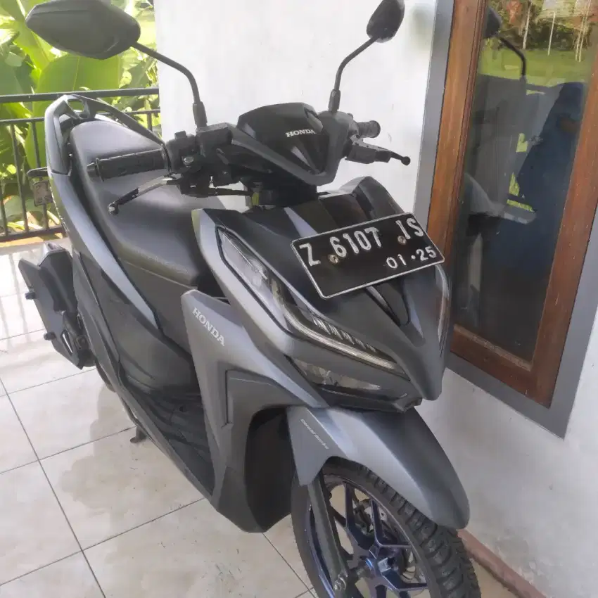 Vario 125 cbs iss