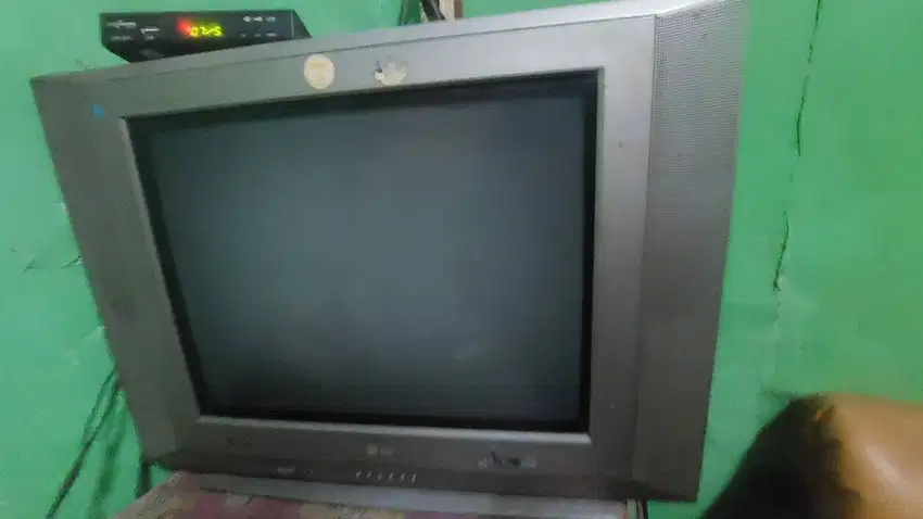 TV Tabung 21 Inch