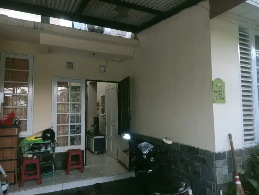 Di jual rumah di banjar wijaya tangerang
