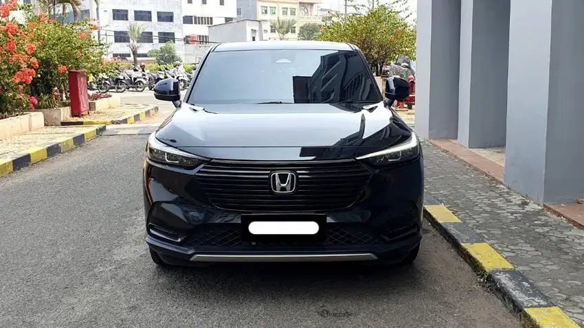 honda hrv se sensing cvt 2023 hitam pajak panjang tangan pertama