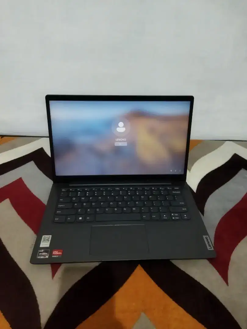 Lenovo V14 G2 Ryzen 3 5300U fullset