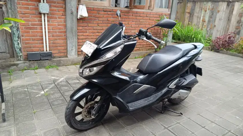 PCX Hitam 150 Tahun 2019