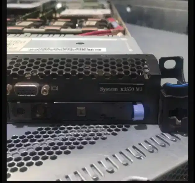 SERVER IBM X3550 M3 Double PRoce 1U (NK)