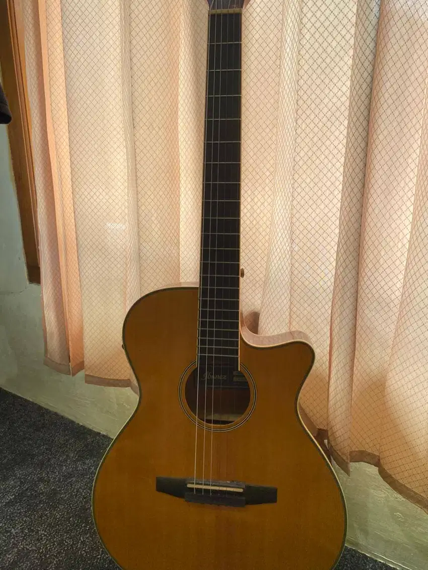 Gitar Ibanez Akustik Elektrik AEG8TNE - ORI