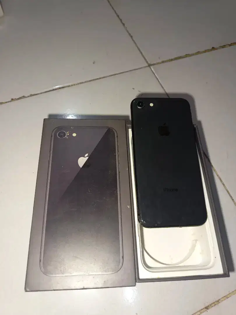 Iphone 8 8/256 Resmi