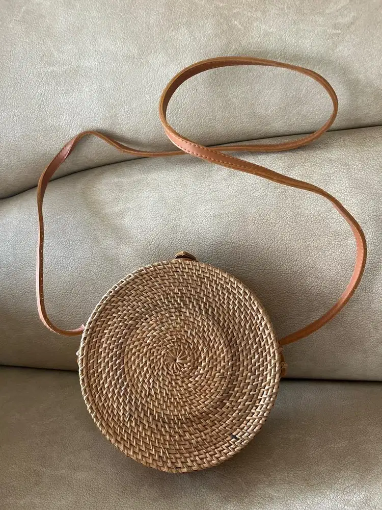 Tas rotan bali lingkaran