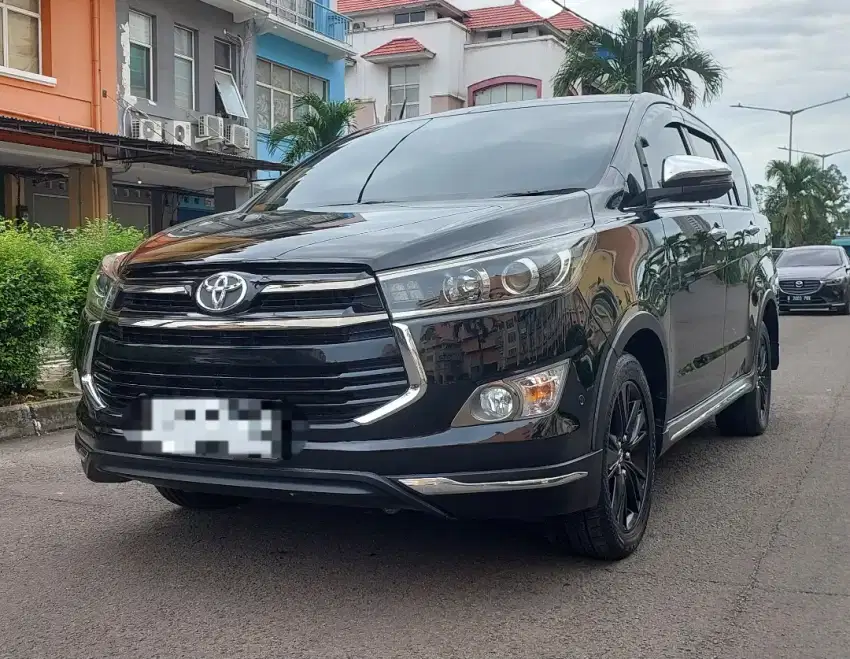 Dp 30 jt ! Innova Venturer Diesel Automatic AT 2019