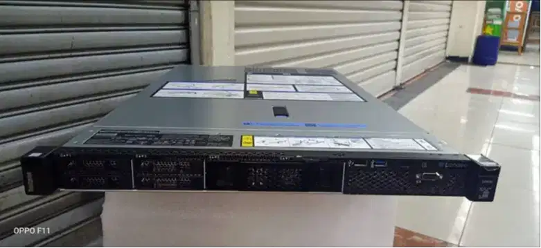 Server LENOVO SR630 Double proce silver,gold, platinum 1U (R)
