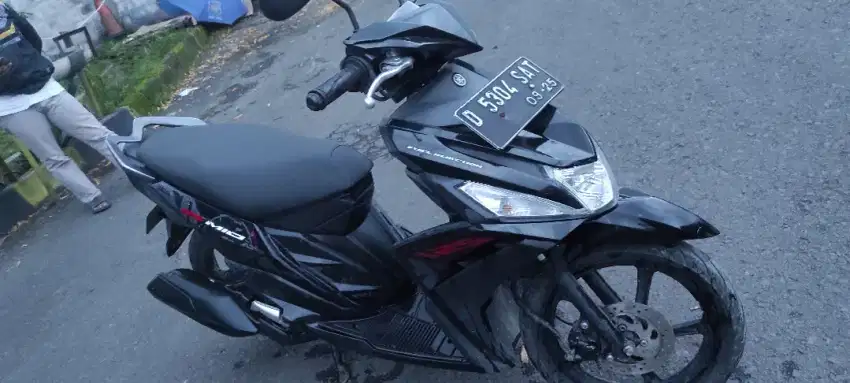 Dijual Yamaha Mio M3 mulus, surat2 lengkap