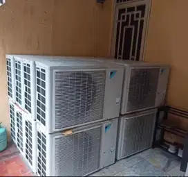 Outdoor second 2pk daikin full original made in thailand garansi 5 bln