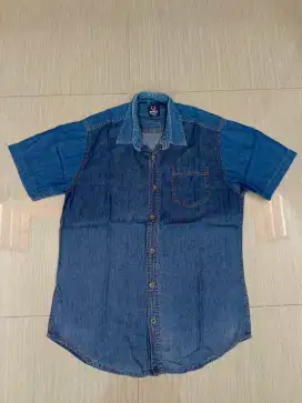 Dijual Kemeja Cowok Denim Jeans Bekas Mulus