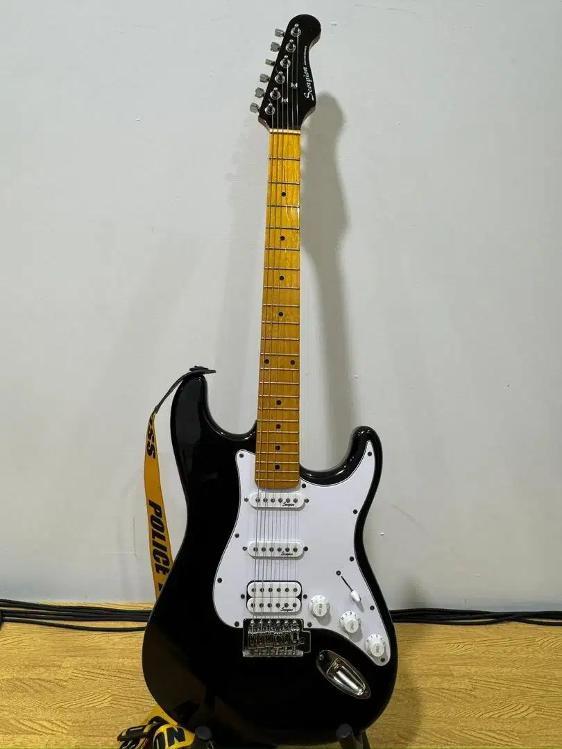 Gitar Scorpion Stratocaster Original HSS