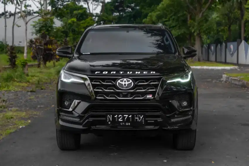 NEW FORTUNER 2.8 GR SPORT 4X2 AT 2022