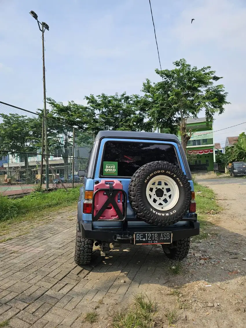 Daihatsu Rocky taff 1991