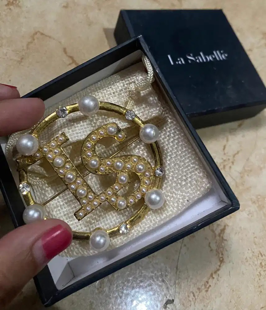 Lasabelle - Brooch