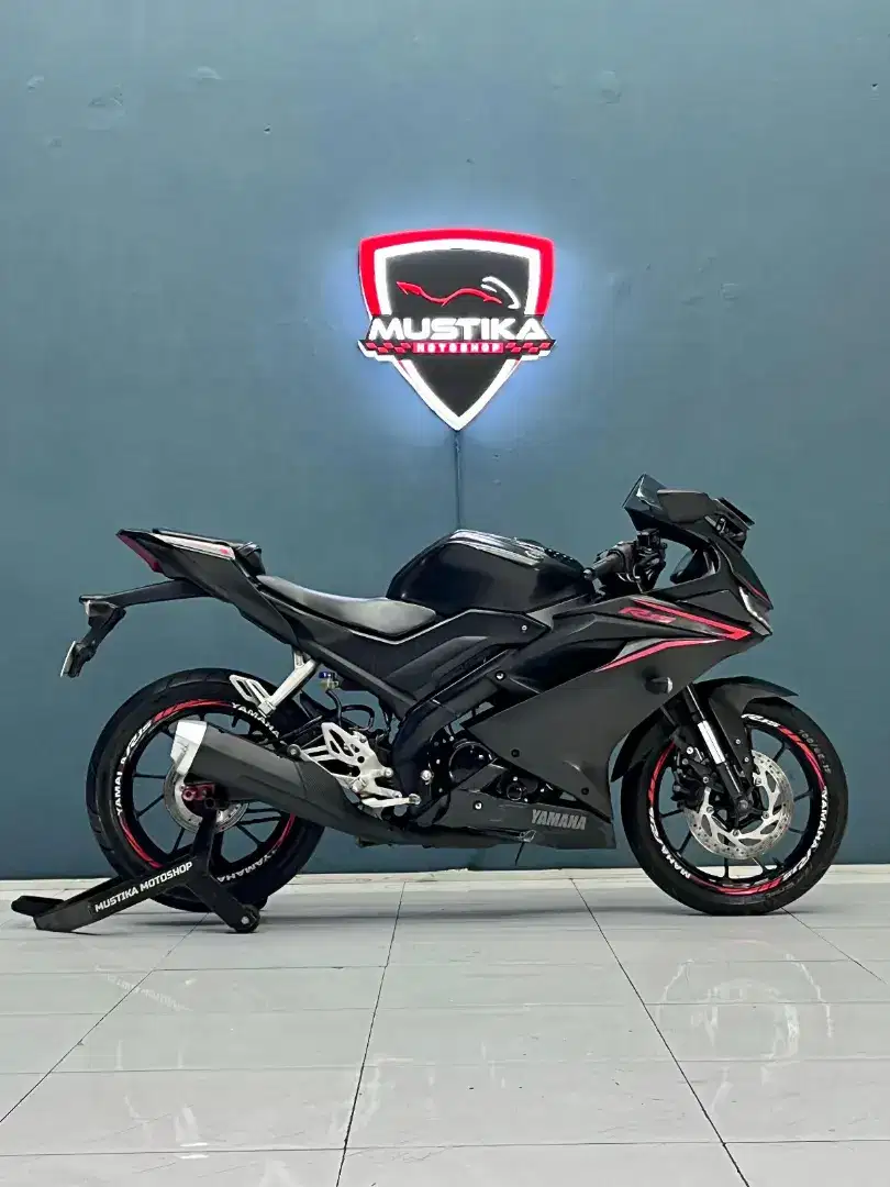 TERMURAH‼️ YAMAHA R15 V3 TH 2018 BLACK MATTE.NOPOL L SBY PAJAK PANJANG