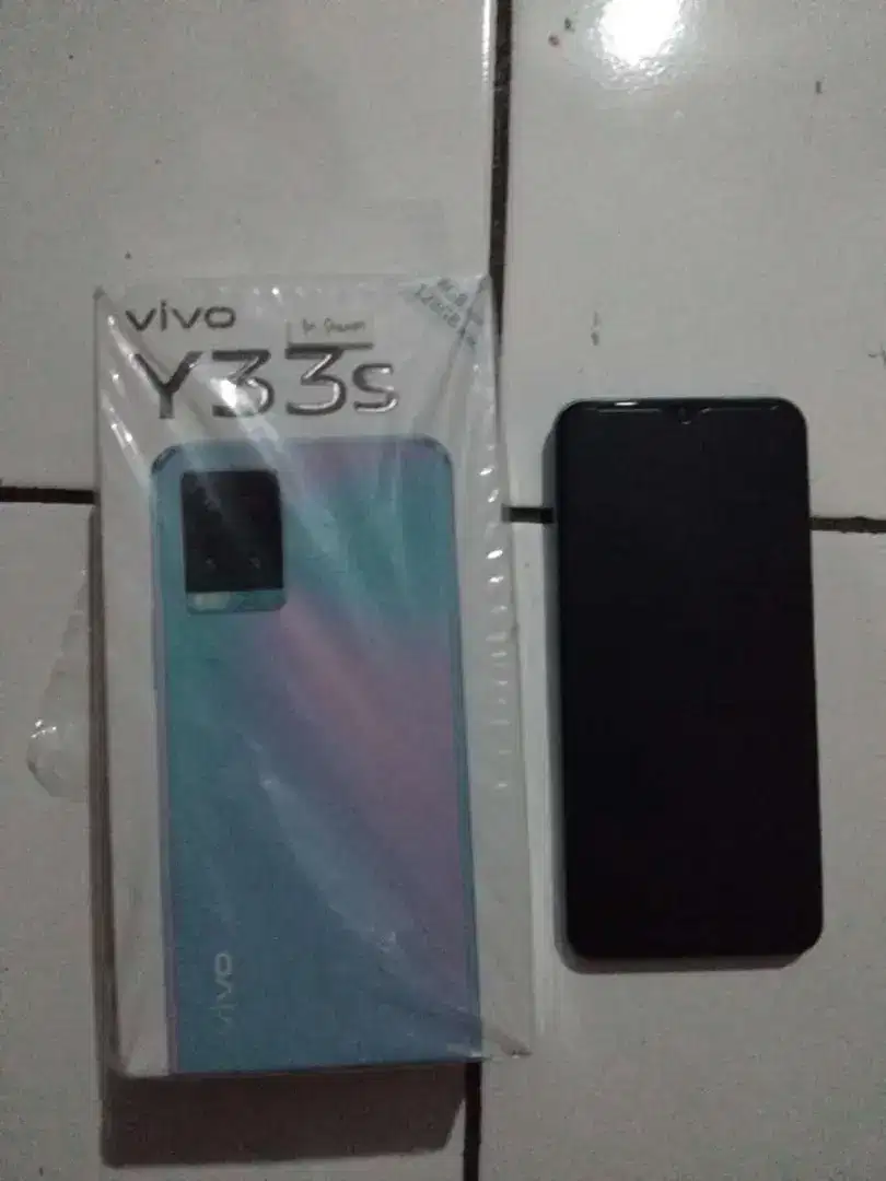 Vivo Y33S Second