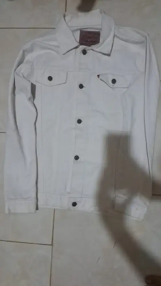 JAKET DENIM PUTIH LEVI'S