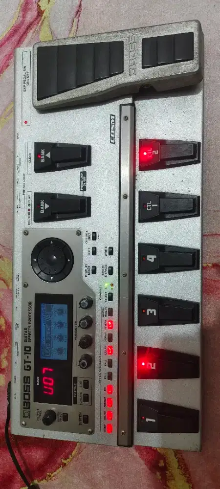Efek Effect Gitar Boss GT-10