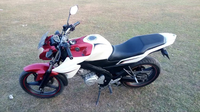 Dijual Motor Yamaha New Vixion 2014